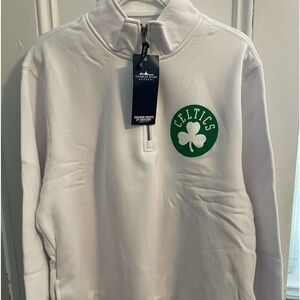 Celtics Quarter Zip sweatshirt. Mens Large White.